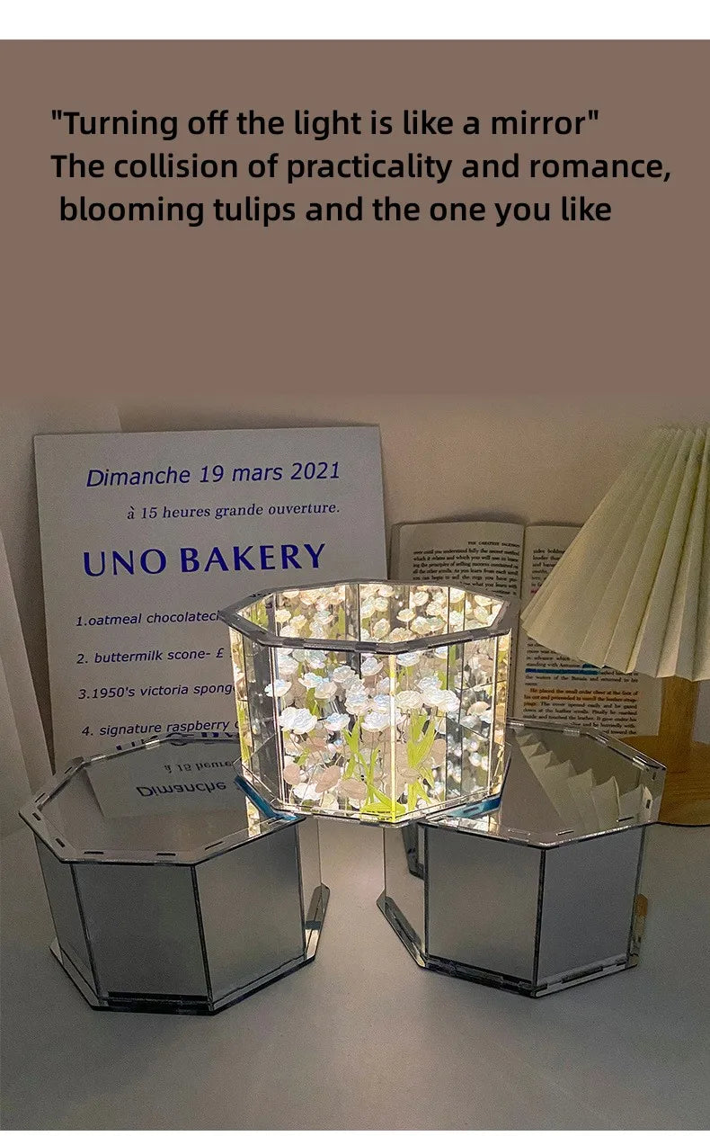 Tulip Mirror Cube Lamp