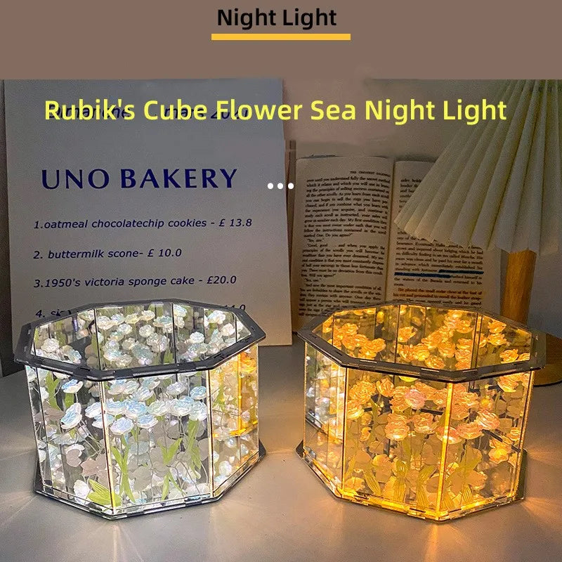 Tulip Mirror Cube Lamp