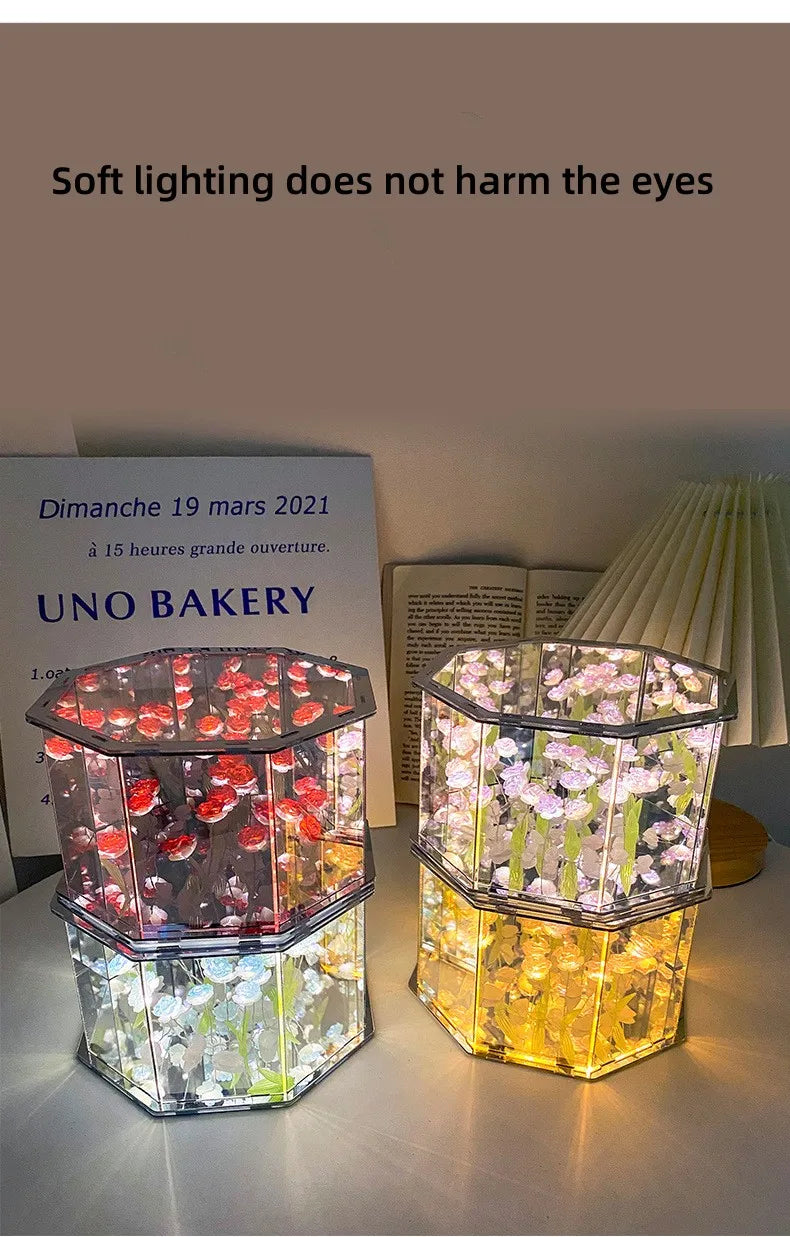 Tulip Mirror Cube Lamp